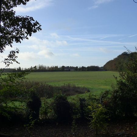 Roulotte Les Deux Geais Vila Sainte-Opportune-du-Bosc Exterior foto